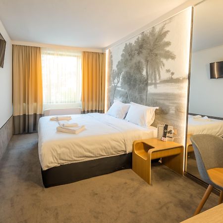 Park Hotel Raya Garden - Free Parking ヴェリコ・タルノヴォ エクステリア 写真