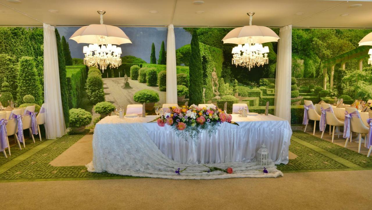 Park Hotel Raya Garden - Free Parking ヴェリコ・タルノヴォ エクステリア 写真