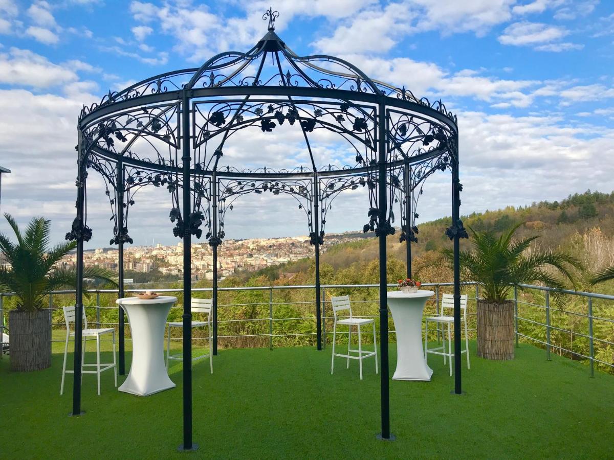 Park Hotel Raya Garden - Free Parking ヴェリコ・タルノヴォ エクステリア 写真